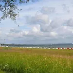 Strandnahes Appartement Mit Meerblick